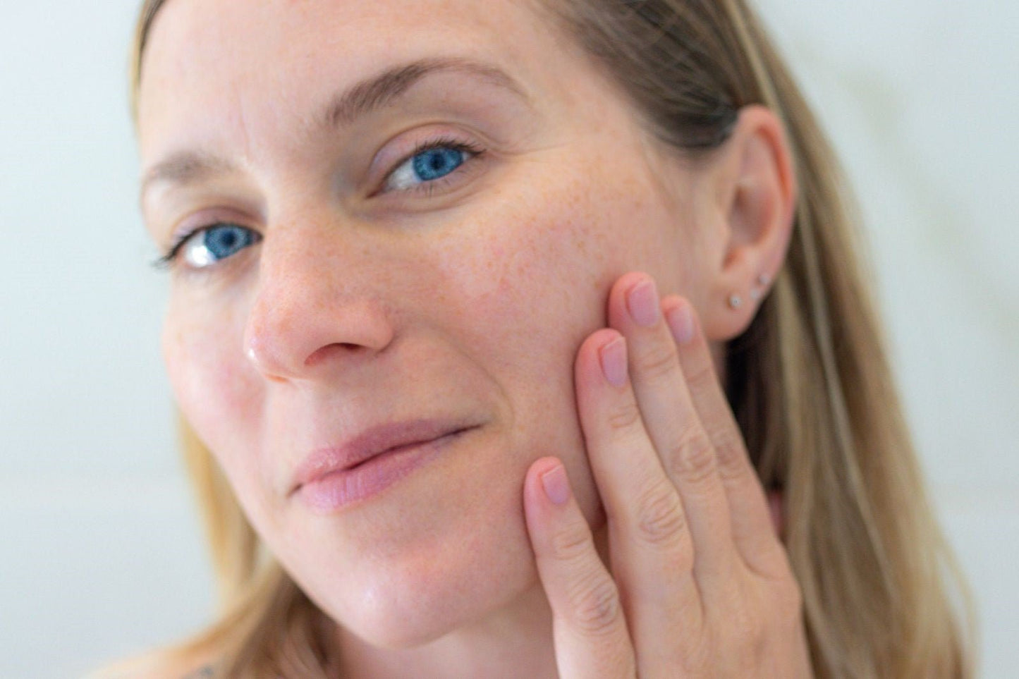 Hyaluronic Acid Serum - AVAVITA